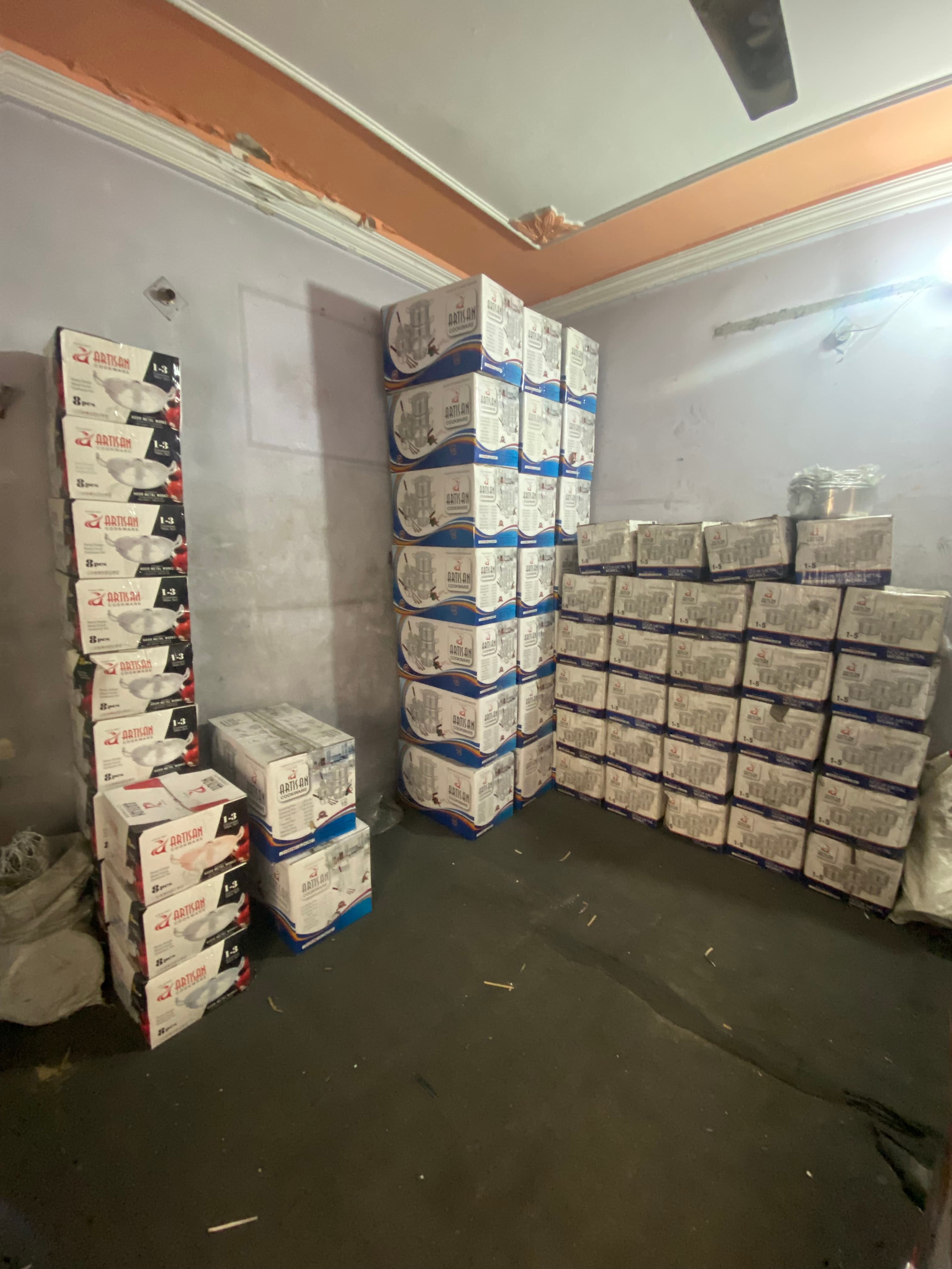 Export-focused cookware production environment at Artisan Cookware